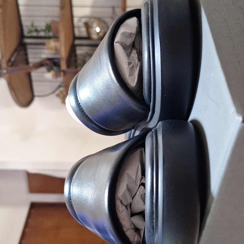 Black Leather Slides - Picture 8 of 8